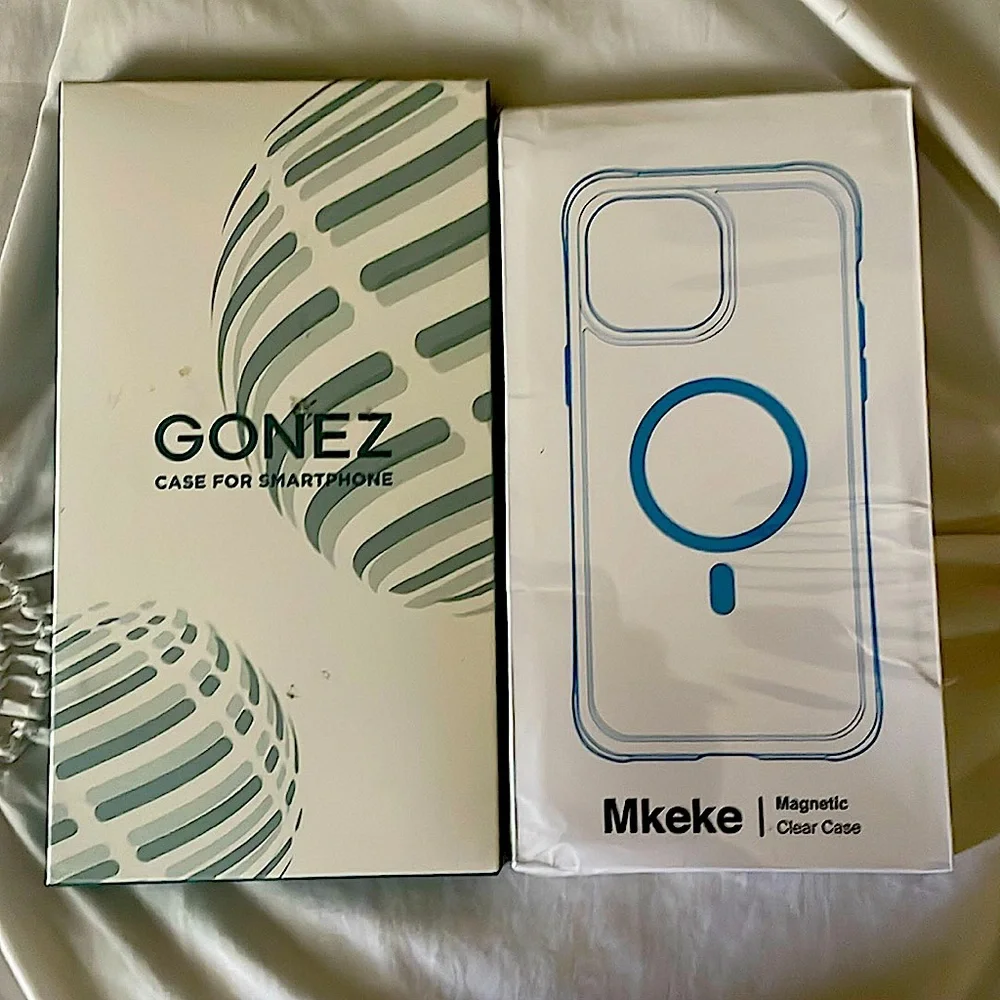 Brand new. fits a IPhone 14pro max. With a screen protector kit and accessories.
